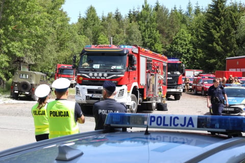 Śmigłowce i 200 strażaków w akcji, ruszyły ćwiczenia S.A.F.E. Na Dolnym Śląsku są służby z całego kraju [ZDJĘCIA] - 22