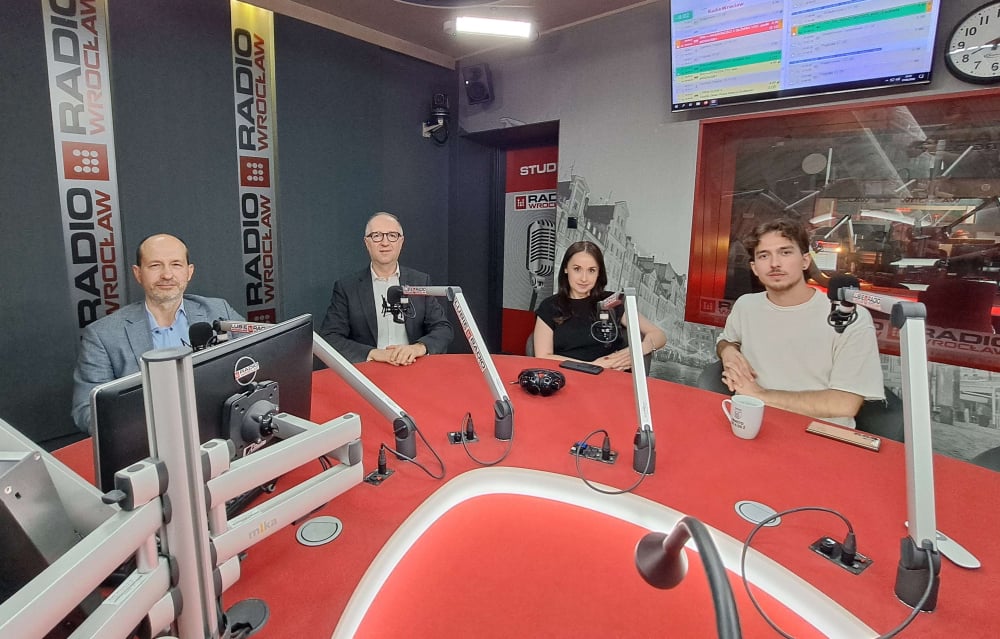 Różne punkty słyszenia: Kontrowersyjna uchwała tematem debaty samorządowej - Kontrowersyjna uchwała tematem debaty samorządowej.