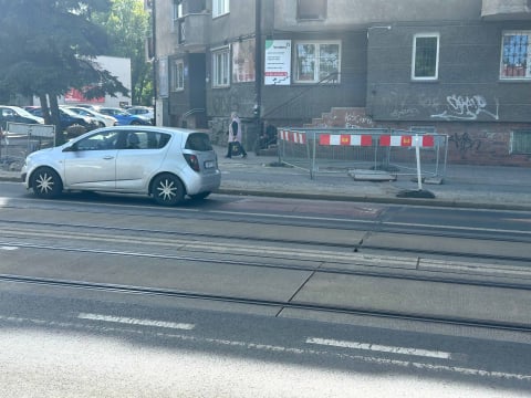 Na Hubskiej stawiają sygnalizację świetlną. Co z progami zwalniającymi w tym samym miejscu? - 6