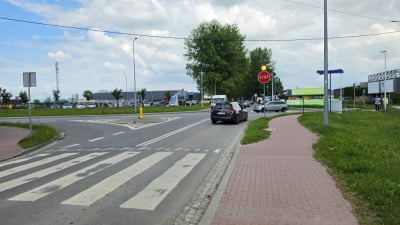Nawet do 20 kolizji rocznie na skrzyżowaniu. Mieszkańcy nazywają je Tr&oacute;jkątem Bermudzkim