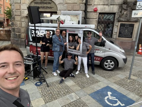 Nasze Radio jest w Kłodzku! Para dla Dolnego Śląska nadawała prosto z Rynku [ZDJĘCIA] - 1