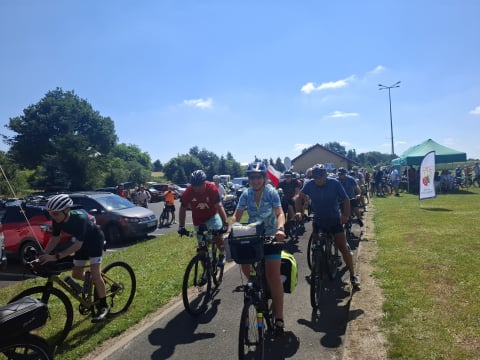 Rowerowy weekend w Gminie Bolesławiec. Około 300 uczestników wzięło udział w wielkim rajdzie - 2