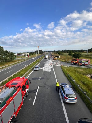 Pracownik obsługi autostrady zginął w wypadku na A4. Trasa w stronę Wrocławia była zablokowana - 0