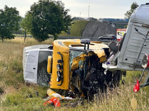 Pracownik obsługi autostrady zginął w wypadku na A4. Trasa w stronę Wrocławia była zablokowana - 2