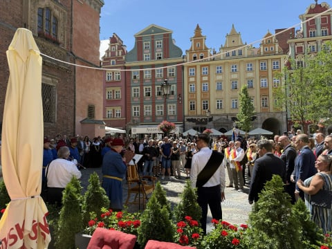 Święto Wrocławia 2026. Radni przeszli przez Wrocław w uroczystym pochodzie [GALERIA] - 10