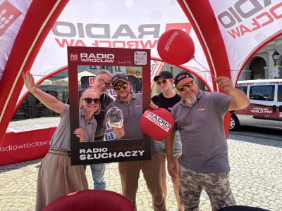 Nasze Radio jest w Wałbrzychu. Nadajemy na żywo sprzed ratusza. Czekamy na Was!