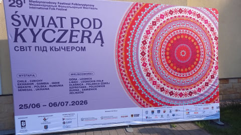 To już 29. edycja "Świata pod Kyczerą". Zespoły ludowe z Gambii, Senegalu i Ekwadoru przyjechały na Dolny Śląsk - 3
