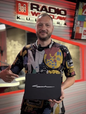 RECIPE! w galerii Versus, dyplomy ONE CHCĄ SIĘ BAWIĆ i Piotr Saul w DNA - 1