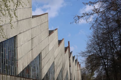 Hala Hutmenu wpisana do rejestru zabytk&oacute;w. P&oacute;ki co nie jest znana jej przyszłość