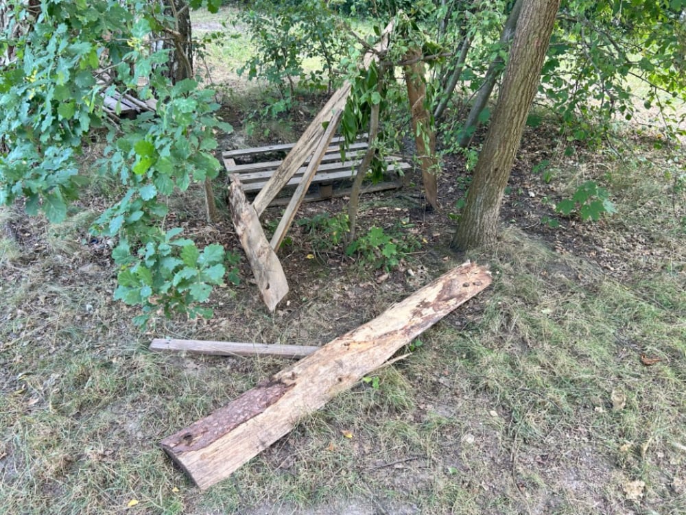 Ten wrocławski park przeszedł modernizację za ponad milion złotych. Teraz niszczą go wandale