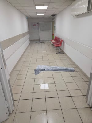 Awaria prądu na OIOM-ie w Jeleniej Górze po nawałnicy. "Woda lała się przez szachty" - 1