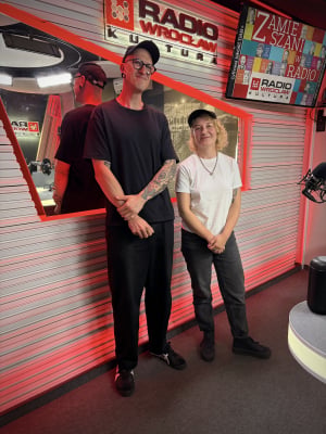 Radio w szmince i Marilyn Monroe w KAF, małomiasteczkowość w 66P i czterdziestka Entropii - 2