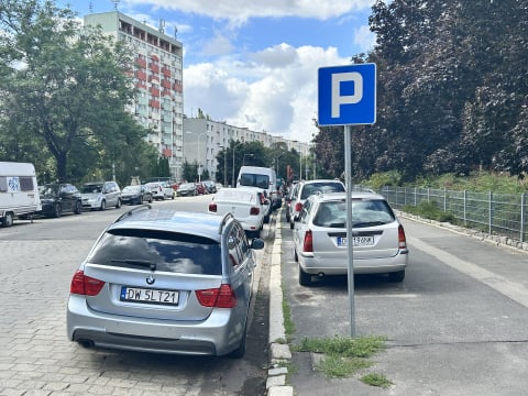 Parkometry pojawią się na Gajowicach, rozpoczęto przygotowania. Co sądzą o tym mieszkańcy? - 12