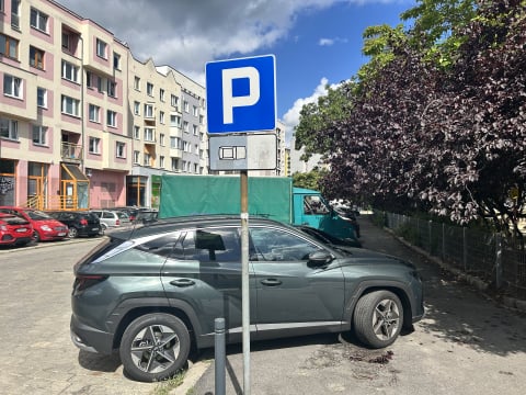 Parkometry pojawią się na Gajowicach, rozpoczęto przygotowania. Co sądzą o tym mieszkańcy? - 13
