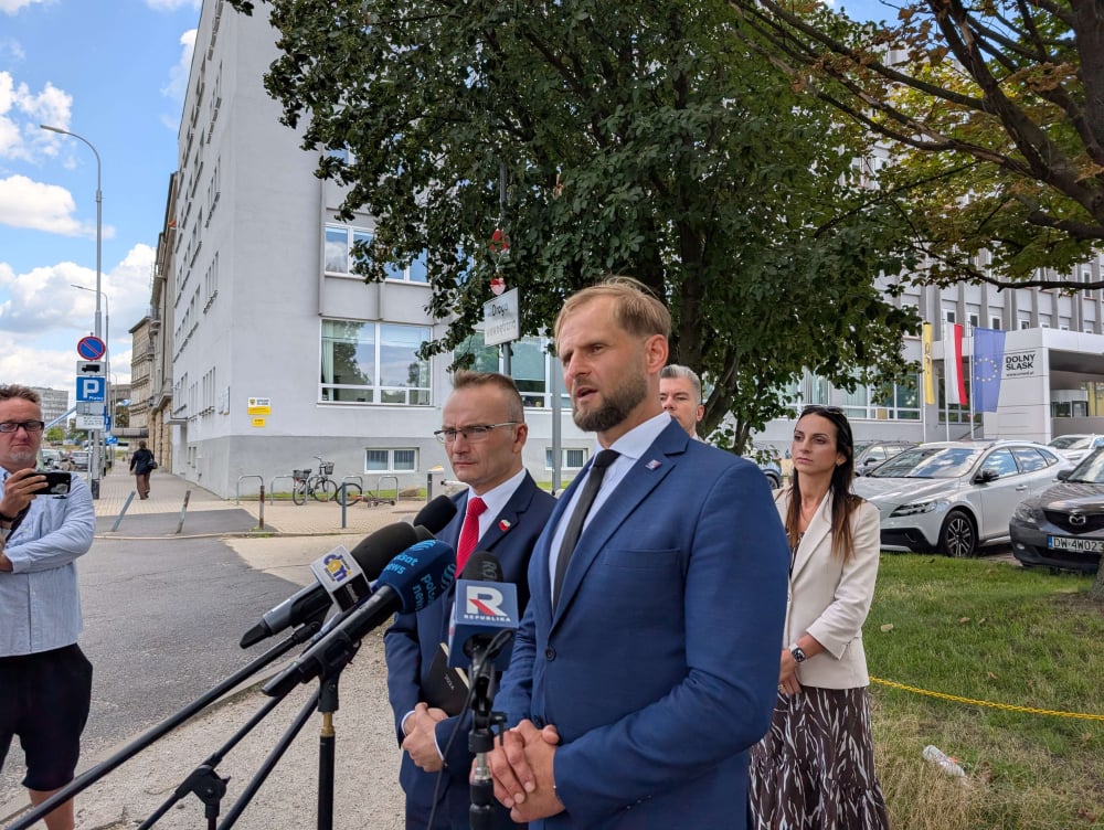 Bezpartyjni Samorządowcy zyskali nowego radnego. Jest nim Marcin Borys, który kilka dni temu odszedł z Koalicji Obywatelskiej - Marcin Borys dołączył do Bezpartyjnych
