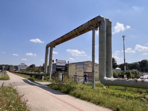 Szpecące rury znikną z krajobrazu Bolesławca. Pod ulicą powstanie nowa sieć ciepłownicza - 0