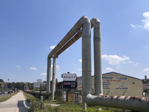 Szpecące rury znikną z krajobrazu Bolesławca. Pod ulicą powstanie nowa sieć ciepłownicza - 1