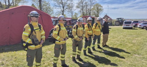 Polscy strażacy pomogą z pożarami w Hiszpanii. Na półwysep Iberyjski pojadą też Dolnoślązacy - 3