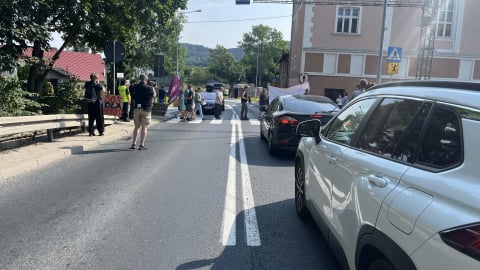 Protest na DK5 w Kaczorowie. Chodzi o sytuację na rzece Bóbr - 2