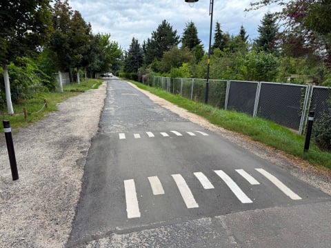 Najpierw progi zwalniające, później nowa nawierzchnia? Ul. Smętna wciąż czeka na remont - 5