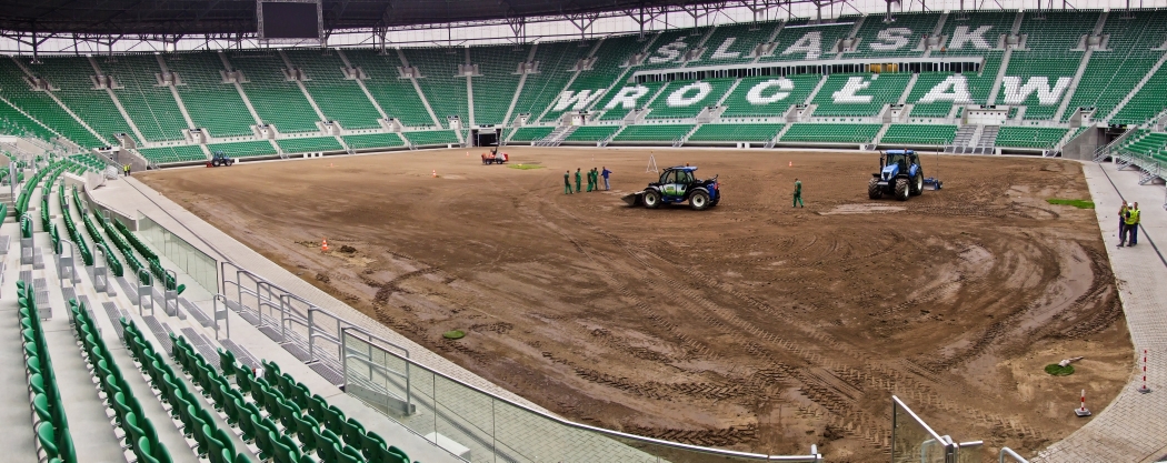 Wielkie zrywanie na stadionie (Zobacz)