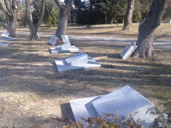 Remont cmentarza w martwym punkcie - 11