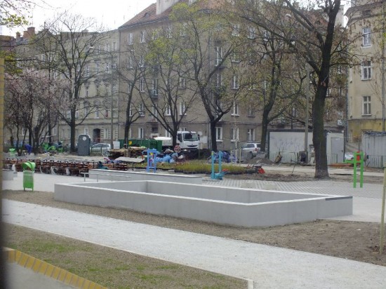 Wrocław remontuje parki i skwery - 35