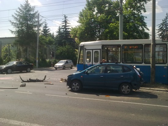 Wypadek tramwaju na Karkonoskiej - Fot. Krzysztof Horwat