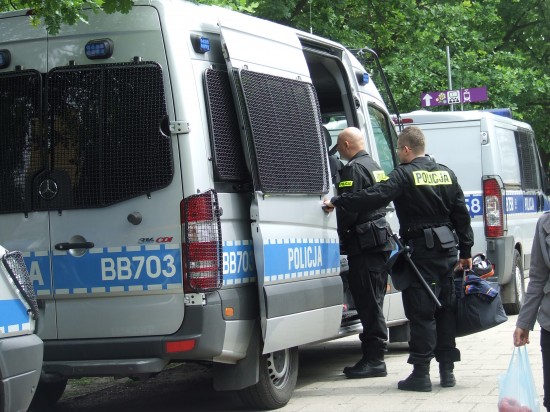 Policjanci w akademikach (Zobacz) - 15
