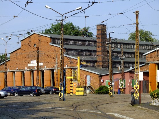 Zamienią zajezdnię na supermarket?
