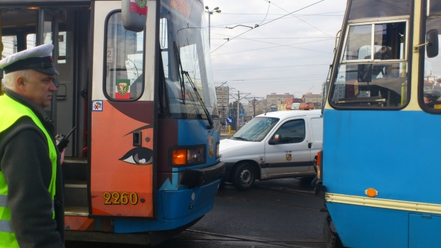 Kolizja tramwajów na Jana Pawła II - fot. prw.pl