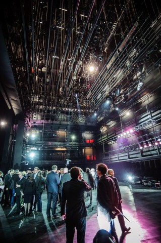 Scena teatru jak nowa! (Zdjęcia) - 1