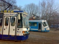Samochody i tramwaje na Podwalu - fot. archiwum prw.pl