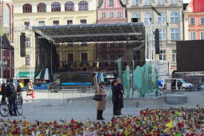 Wrocław w żałobie. Uroczystości w rynku  - 9
