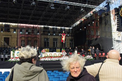Wrocław w żałobie. Uroczystości w rynku  - 14