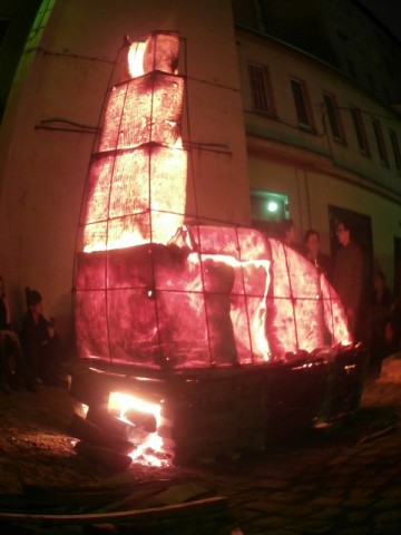 Sztuka w płomieniach - 32