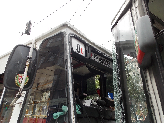 Zderzenie tramwaj&oacute;w (Zdjęcia)