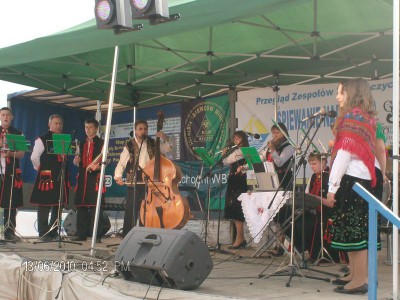 DRJ 2010: Ludowe śpiewy i sporty wodne w Mietkowie (Zobacz zdjęcia) - 14