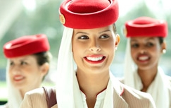 Gigant lotniczy rekrutuje stewardessy - fot. ekgrpapplications.emirates.com