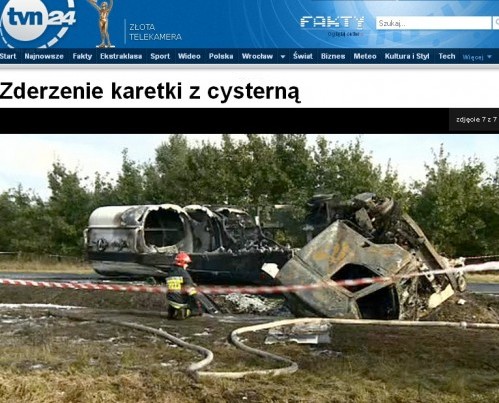 Karetka przygnieciona przez cysternę - fot. TVN24