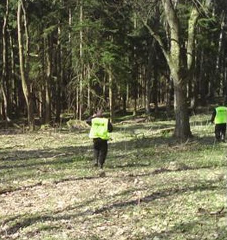 80-letni grzybiarz zgubił się w lesie - fot. www.dolnoslaska.policja.gov.pl