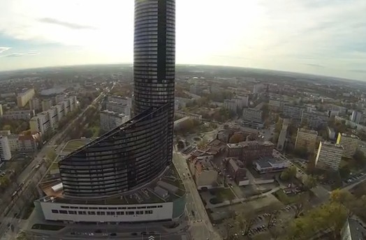 Dron nad Wrocławiem! (Zobacz wideo) - fot. YT