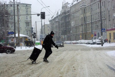 Zima paraliżuje dolnośląskie drogi (Zobacz) - 3