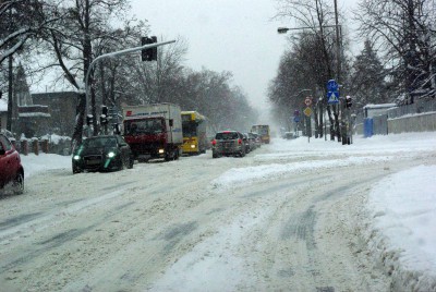 Zima paraliżuje dolnośląskie drogi (Zobacz) - 9