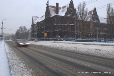 Zima paraliżuje dolnośląskie drogi (Zobacz) - 23