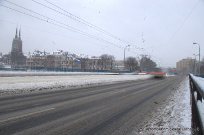Zima paraliżuje dolnośląskie drogi (Zobacz) - 24