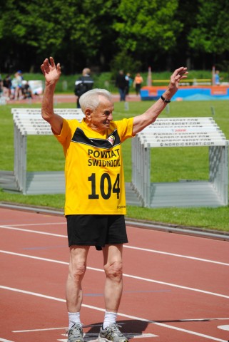 Ma 104 lata i właśnie pobił rekord Europy! - 0