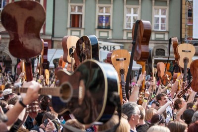 Mamy nowy Gitarowy Rekord Guinnessa!