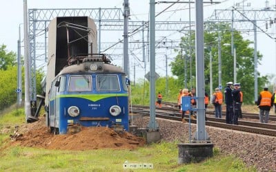 Koło Legnicy wykoleił się pociąg - 1