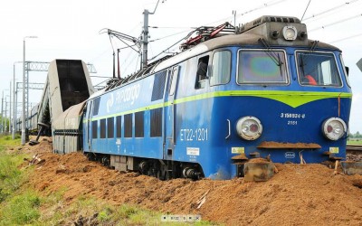 Koło Legnicy wykoleił się pociąg - 5